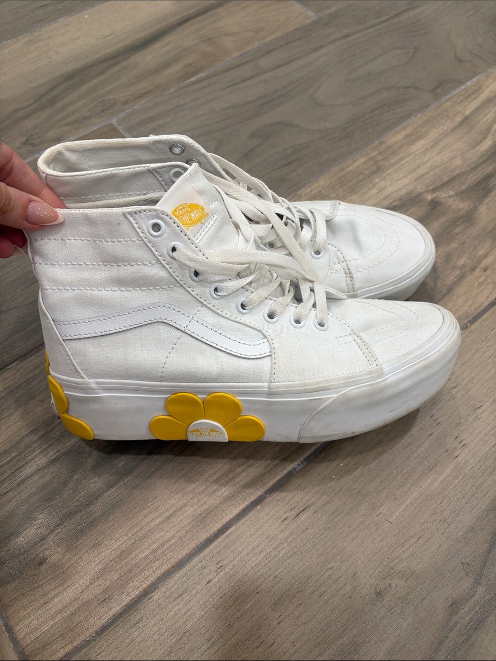 Vans White High-Top Canvas Sneakers with Yellow Daisy Sole Detail - Picture 2 of 7